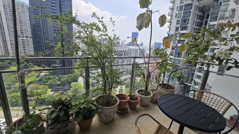 Rivergate, 99 Robertson Quay, 2 Bedrooms, 1,044 sqft, Condominium For Rent, by Vivian Sim, 500065698 - PropertyGuru.com.sg