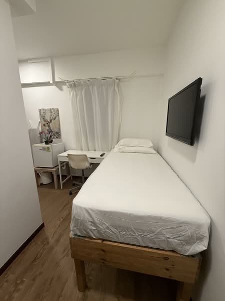 Mackenzie 88, 88 Mackenzie Road, Room Rental, 199 sqft, Apartment For Rent, by J.Y. Hoo, 500065707 - Bedroom - PropertyGuru.com.sg