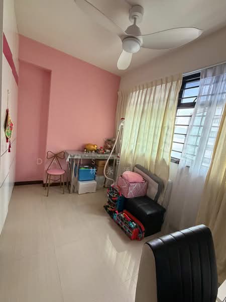 508A Yishun Avenue 4 HDB Flat For Sale at S$ 550,000 | PropertyGuru Singapore - Interior