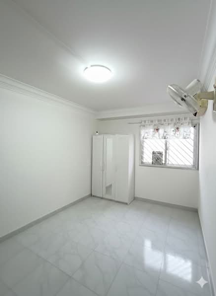 132 Cashew Road HDB Flat For Sale at S$ 545,000 | PropertyGuru Singapore - Bedroom
