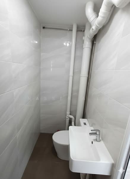 132 Cashew Road HDB Flat For Sale at S$ 545,000 | PropertyGuru Singapore - Bathroom