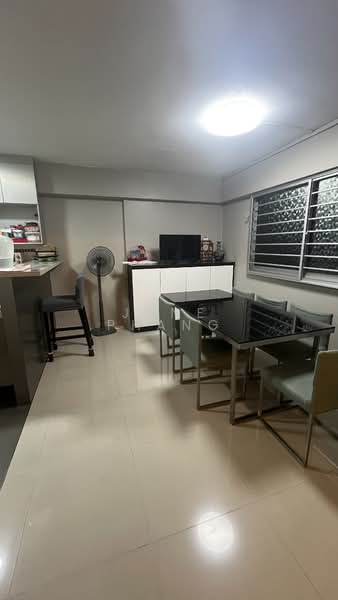 906 Jurong West Street 91 HDB Flat For Sale at S$ 728,888 | PropertyGuru Singapore - Dining Room