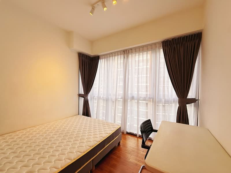 Sims Urban Oasis Condominium For Sale at S$ 1,240,000 | PropertyGuru Singapore - Bedroom
