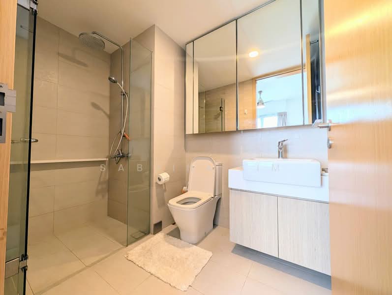 Thomson Three Condominium For Sale at S$ 1,630,000 | PropertyGuru Singapore - Ensuite Bathroom