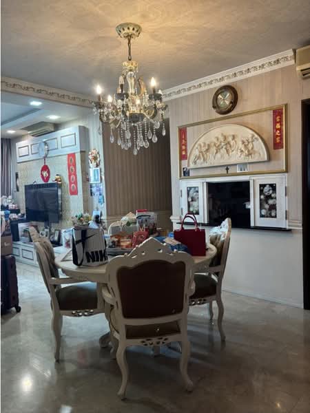 The Warren, 39 Choa Chu Kang Loop, 3 Bedrooms, 1,227 sqft, Apartment For Sale, by Kym Oh, 500065775 - Dining Room - PropertyGuru.com.sg