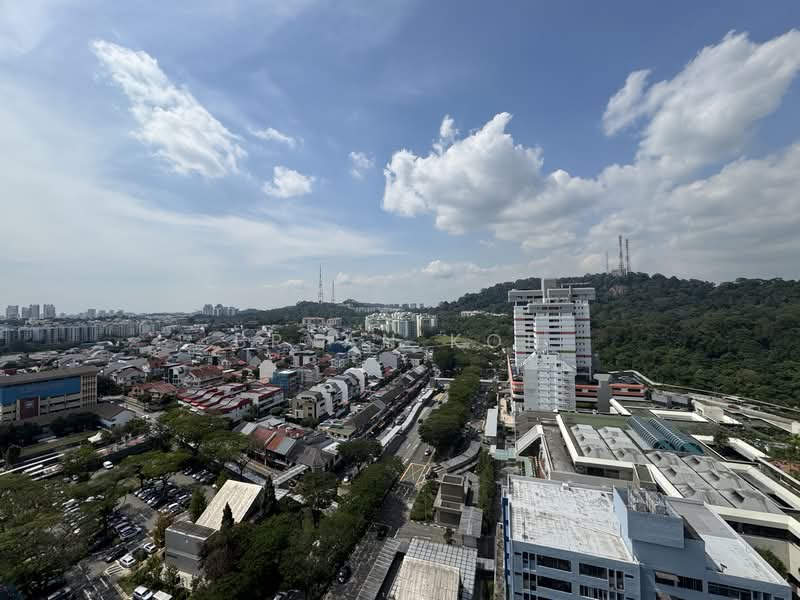 The LINQ @ Beauty World, 118 Upper Bukit Timah Road, 2 Bedrooms, 614 sqft, Condominium For Rent, by Bryan Koh, 500065781 - Exterior - PropertyGuru.com.sg