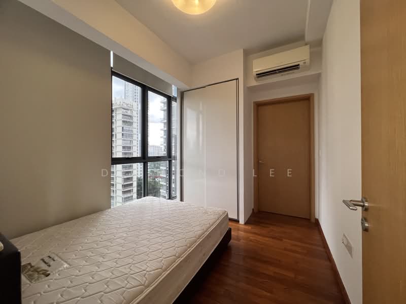 SkySuites 17 Apartment For Sale at S$ 750,000 | PropertyGuru Singapore - Bedroom
