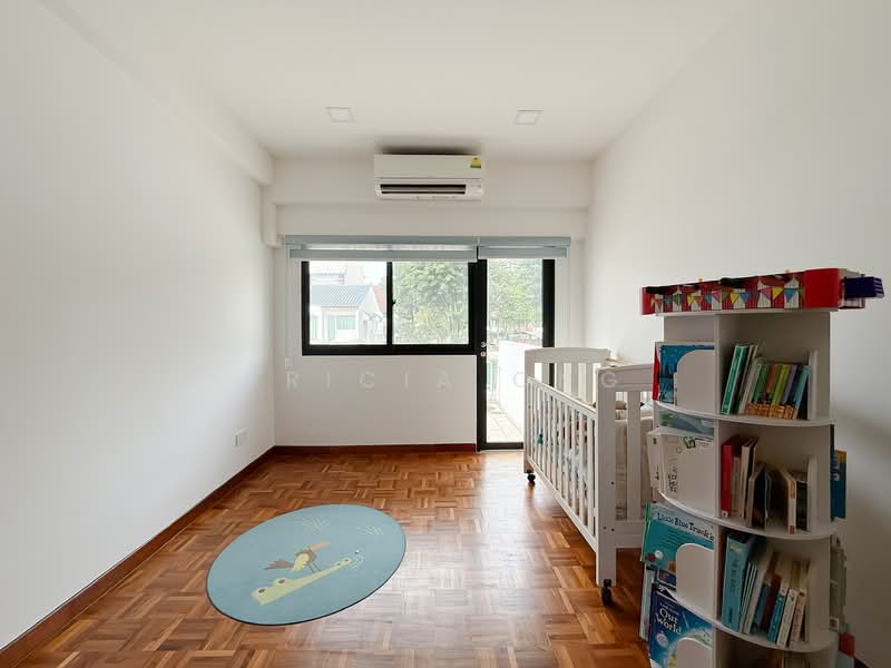 Best Value Large Renovated 3 Sty Inter Terrace, Full Unblocked, 100% move in! Terraced House For Sale at S$ 4,380,000 | PropertyGuru Singapore - Bedroom