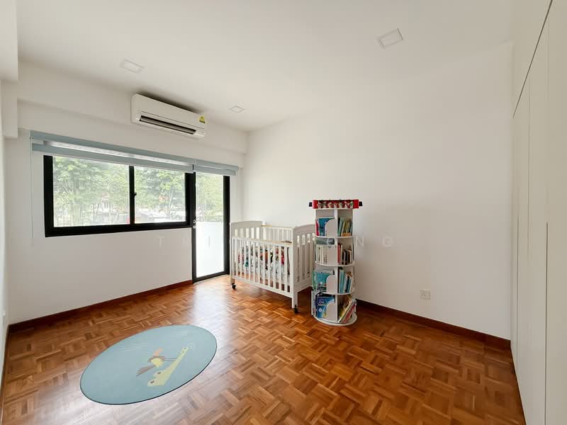Best Value Large Renovated 3 Sty Inter Terrace, Full Unblocked, 100% move in! Terraced House For Sale at S$ 4,380,000 | PropertyGuru Singapore - Bedroom