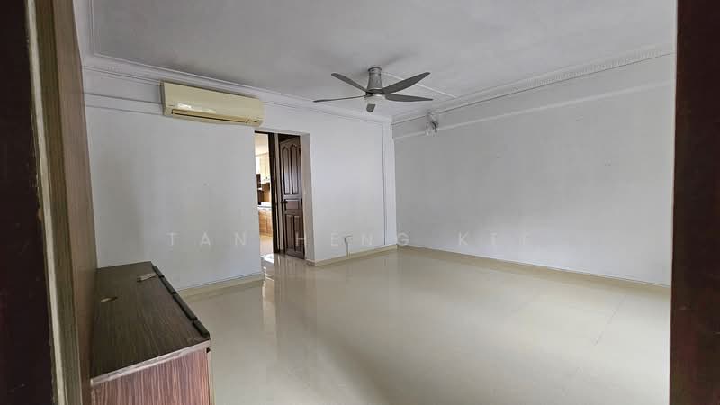 103 Bukit Purmei Road HDB Flat For Sale at S$ 580,000 | PropertyGuru Singapore - Living Room