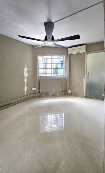 103 Bukit Purmei Road HDB Flat For Sale at S$ 580,000 | PropertyGuru Singapore - Master Room