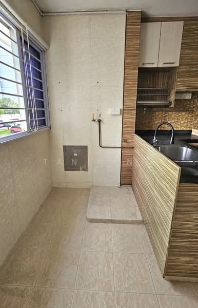 103 Bukit Purmei Road HDB Flat For Sale at S$ 580,000 | PropertyGuru Singapore - Kitchen