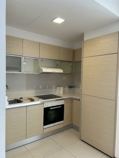 The Sail @ Marina Bay, 2 Marina Boulevard, 2 Bedrooms, 883 sqft, Condominium For Rent, by Iris Lee, 500065839 - Kitchen - PropertyGuru.com.sg