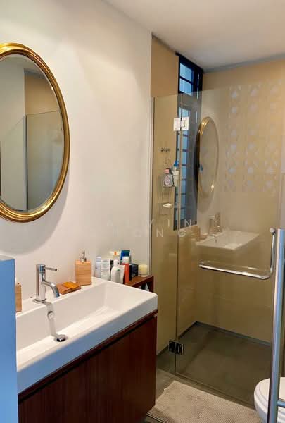 28 Shelford Apartment For Sale at S$ 2,140,000 | PropertyGuru Singapore - Bathroom