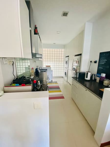 28 Shelford Apartment For Sale at S$ 2,140,000 | PropertyGuru Singapore - Kitchen