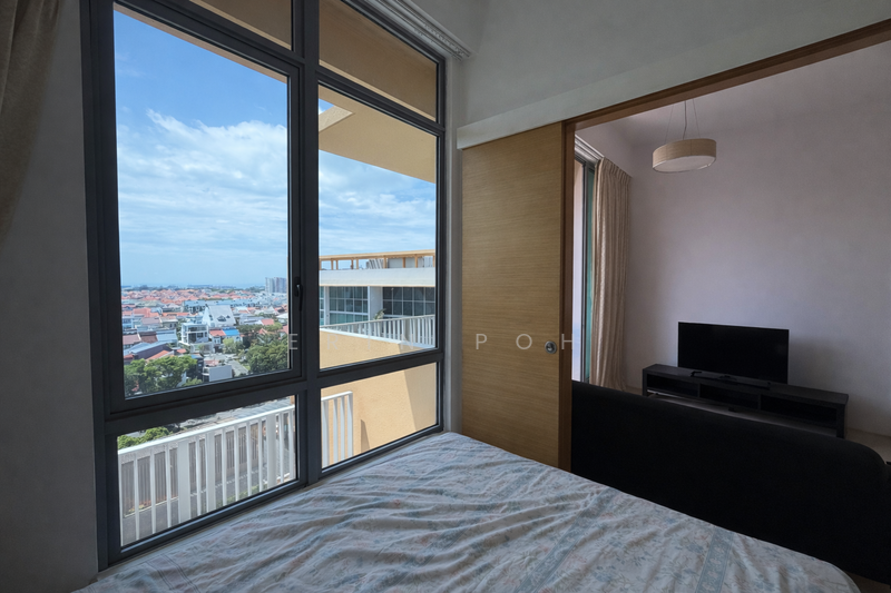 The Glades Condominium For Sale at S$ 880,000 | PropertyGuru Singapore - Bedroom