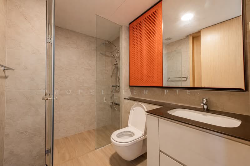 The Tre Ver Condominium For Sale at S$ 930,000 | PropertyGuru Singapore - Bathroom