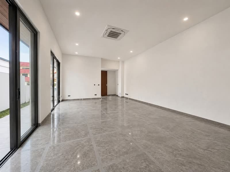 ⚡Wondr Homes ⚡Brand New Freehold Semi-Detached House | Eminent | Lorong G Telok Kurau District 15, Telok Kurau, East Coast / Marine Parade, 5 Bedrooms, 6,311 sqft, Semi-Detached House For Sale, by Denise Phua, 500065912 - Living Room - PropertyGuru.com.sg