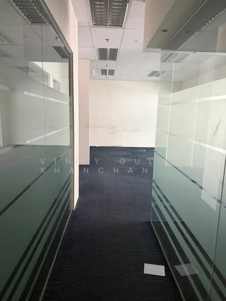 Westech Building, 237 Pandan Loop, 2,562 sqft, Factory / Workshop (B2) For Rent, by Vinay Gulab Khanchandani ( Vincent ), 500065920 - CommercialGuru.com.sg