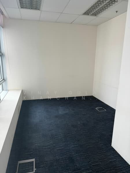 Westech Building, 237 Pandan Loop, 2,562 sqft, Factory / Workshop (B2) For Rent, by Vinay Gulab Khanchandani ( Vincent ), 500065920 - CommercialGuru.com.sg