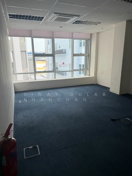 Westech Building, 237 Pandan Loop, 2,562 sqft, Factory / Workshop (B2) For Rent, by Vinay Gulab Khanchandani ( Vincent ), 500065920 - CommercialGuru.com.sg