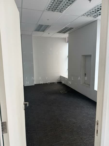 Westech Building, 237 Pandan Loop, 2,562 sqft, Factory / Workshop (B2) For Rent, by Vinay Gulab Khanchandani ( Vincent ), 500065920 - CommercialGuru.com.sg