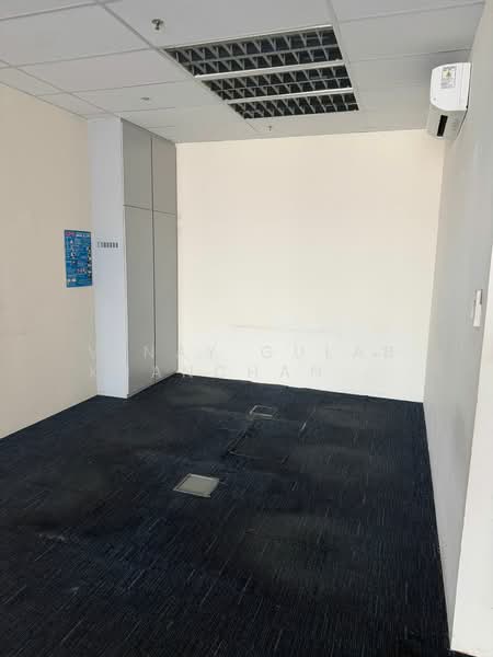 Westech Building, 237 Pandan Loop, 2,562 sqft, Factory / Workshop (B2) For Rent, by Vinay Gulab Khanchandani ( Vincent ), 500065920 - CommercialGuru.com.sg