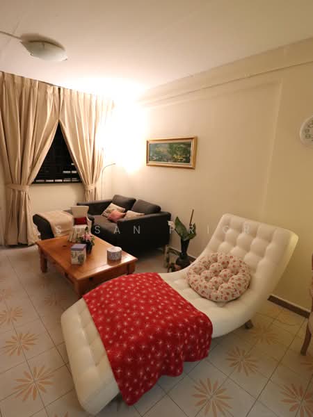 129 Marsiling Rise, 129 Marsiling Rise, 2 Bedrooms, 750 sqft, HDB Flat For Rent, by Susan Prior, 500065947 - Living Room - PropertyGuru.com.sg