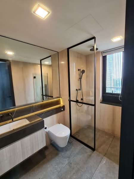 The Hyde Condominium For Sale at S$ 3,580,000 | PropertyGuru Singapore - Bathroom