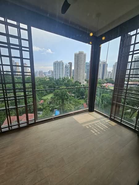 The Hyde Condominium For Sale at S$ 3,580,000 | PropertyGuru Singapore - Balcony