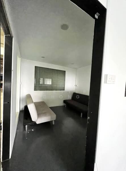 Pioneer Centre, 1 Soon Lee Street, 1,701 sqft, Factory / Workshop (B2) For Sale, by Chester Chong, 500065958 - Living Room - CommercialGuru.com.sg