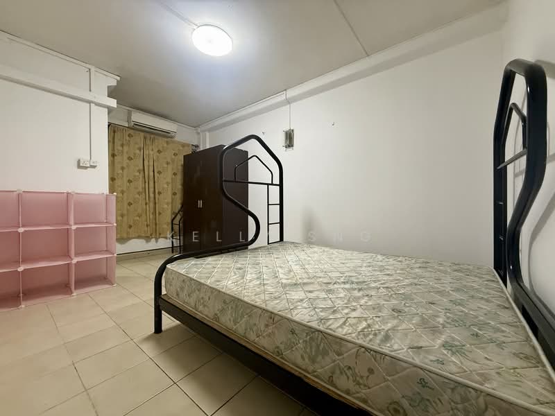802 Yishun Ring Road, 802 Yishun Ring Road, Room Rental, 150 sqft, HDB Flat For Rent, by Kelly Sng, 500065962 - Bedroom - PropertyGuru.com.sg