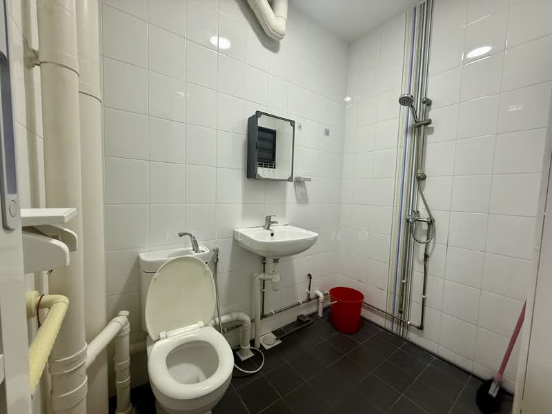 802 Yishun Ring Road, 802 Yishun Ring Road, Room Rental, 150 sqft, HDB Flat For Rent, by Kelly Sng, 500065962 - Bathroom - PropertyGuru.com.sg