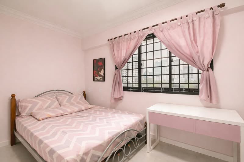 51 Kent Road HDB Flat For Sale at S$ 620,000 | PropertyGuru Singapore - Bedroom