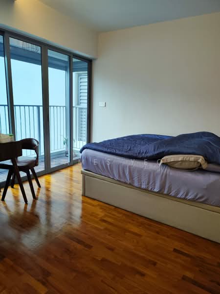 519A Tampines Central 8 HDB Flat For Sale at S$ 899,000 | PropertyGuru Singapore - Bedroom