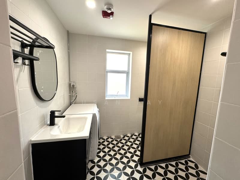 Admiralty Hills Serviced Apartment, 27 Admiralty Road East, Room Rental, 240 sqft, Semi-Detached House For Rent, by Susan Tay, 500065995 - Bathroom - PropertyGuru.com.sg