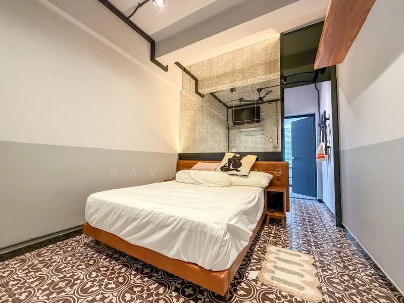 71 Seng Poh Road Walk-up Apartment For Sale at S$ 1,299,000 | PropertyGuru Singapore - Bedroom