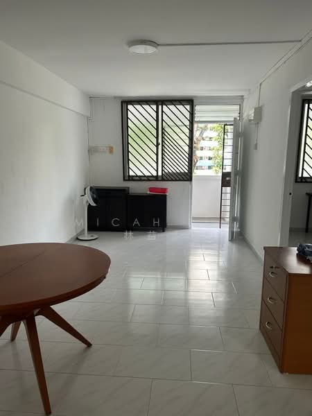 158 Lorong 1 Toa Payoh, 158 Lorong 1 Toa Payoh, 2 Bedrooms, 635 sqft, HDB Flat For Rent, by Micah Lim 林益才, 500066006 - Living Room - PropertyGuru.com.sg