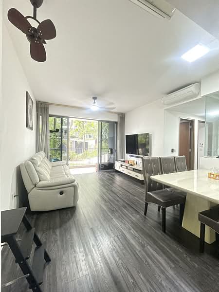 The Visionaire, 174 Canberra Drive, 3 Bedrooms, 1,109 sqft, Executive Condominium For Sale, by Mohd Yussaini, 500066009 - Living Room - PropertyGuru.com.sg