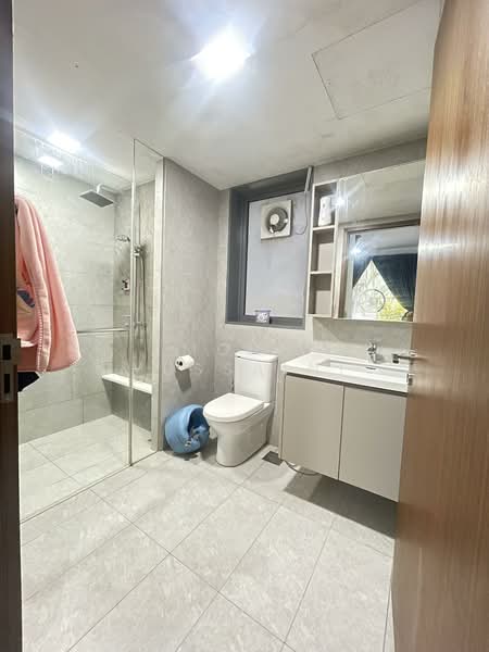 The Visionaire, 174 Canberra Drive, 3 Bedrooms, 1,109 sqft, Executive Condominium For Sale, by Mohd Yussaini, 500066009 - Bathroom - PropertyGuru.com.sg