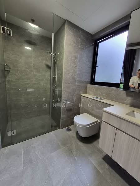 Kent Ridge Hill Residences, 52 South Buona Vista Road, 2 Bedrooms, 775 sqft, Condominium For Rent, by S K Teo Jonathon, 500066010 - Bathroom - PropertyGuru.com.sg