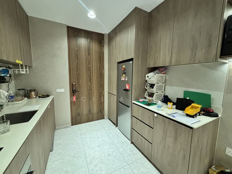 Parc Komo, 963A Upper Changi Road North, 2 Bedrooms, 743 sqft, Condominium For Rent, by Lacilia Lau, 500066042 - Kitchen - PropertyGuru.com.sg