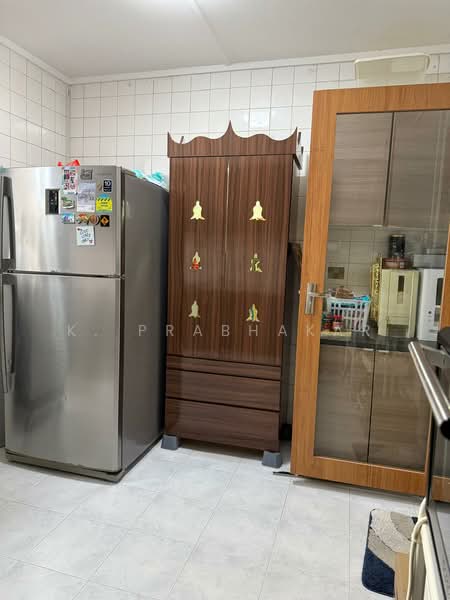 488A Tampines Avenue 9 HDB Flat For Sale at S$ 680,000 | PropertyGuru Singapore - Kitchen
