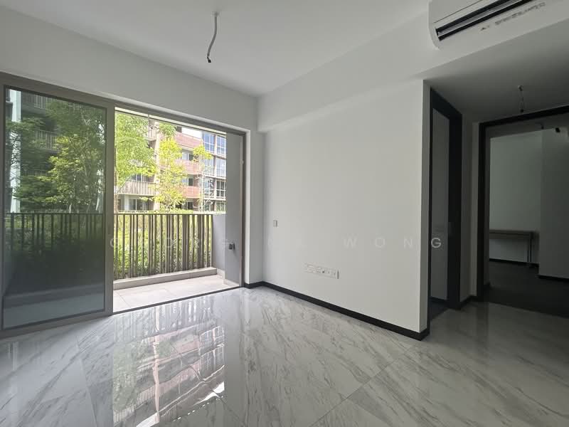Pasir Ris 8, 8 Pasir Ris Drive 8, 2 Bedrooms, 775 sqft, Apartment For Sale, by Georgina Wong, 500066048 - Balcony - PropertyGuru.com.sg