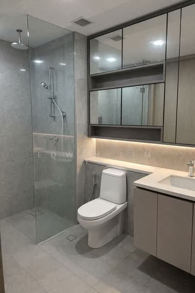 The Tapestry Condominium For Sale at S$ 1,250,000 | PropertyGuru Singapore - Bathroom