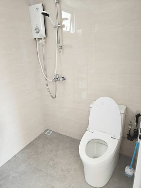 488A Choa Chu Kang Avenue 5, 488A Choa Chu Kang Avenue 5, Room Rental, 150 sqft, HDB Flat For Rent, by Lenny Tan, 500066078 - Bathroom - PropertyGuru.com.sg