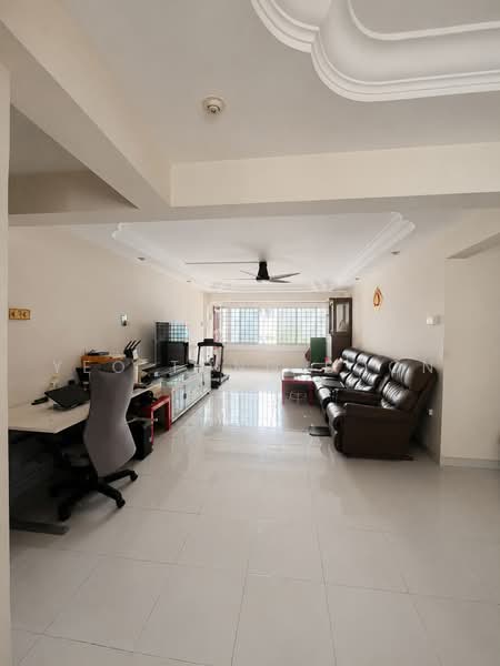 159 Yishun Street 11, 159 Yishun Street 11, Sembawang / Yishun, 3 Bedrooms, 1,302 sqft, HDB Flat For Sale, by Yeo Tong Boon, 500066089 - Living Room - PropertyGuru.com.sg