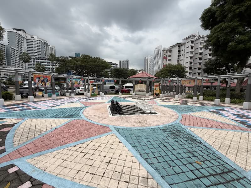 114 Lorong 1 Toa Payoh HDB Flat For Sale at S$ 368,000 | PropertyGuru Singapore - Exterior