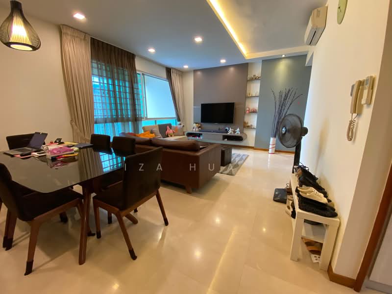 The Clearwater, 2 Bedok Reservoir View, 3 Bedrooms, 1,195 sqft, Condominium For Rent, by Liza Huang, 500066100 - Living Room - PropertyGuru.com.sg