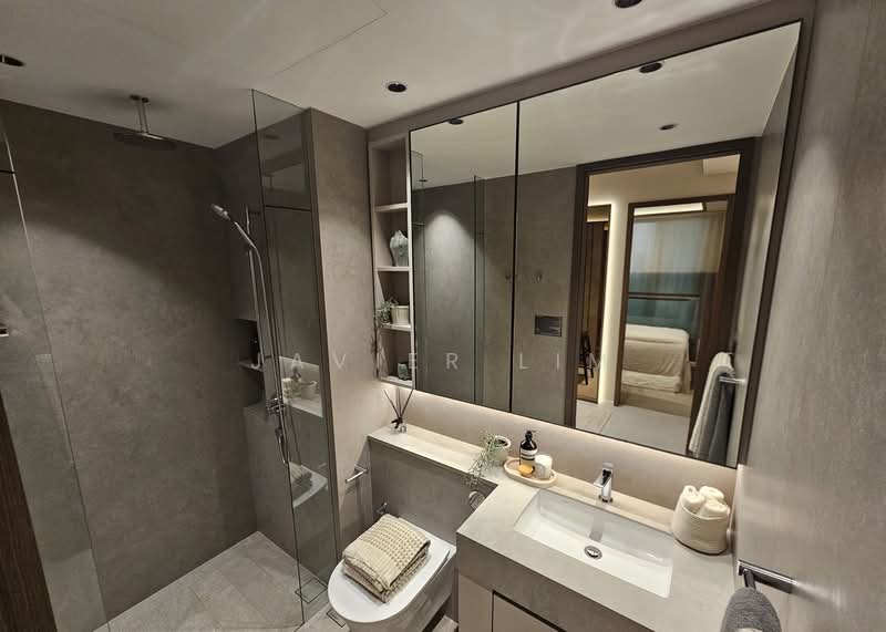 Amber House Apartment For Sale at S$ 2,030,000 | PropertyGuru Singapore - Common Bathroom